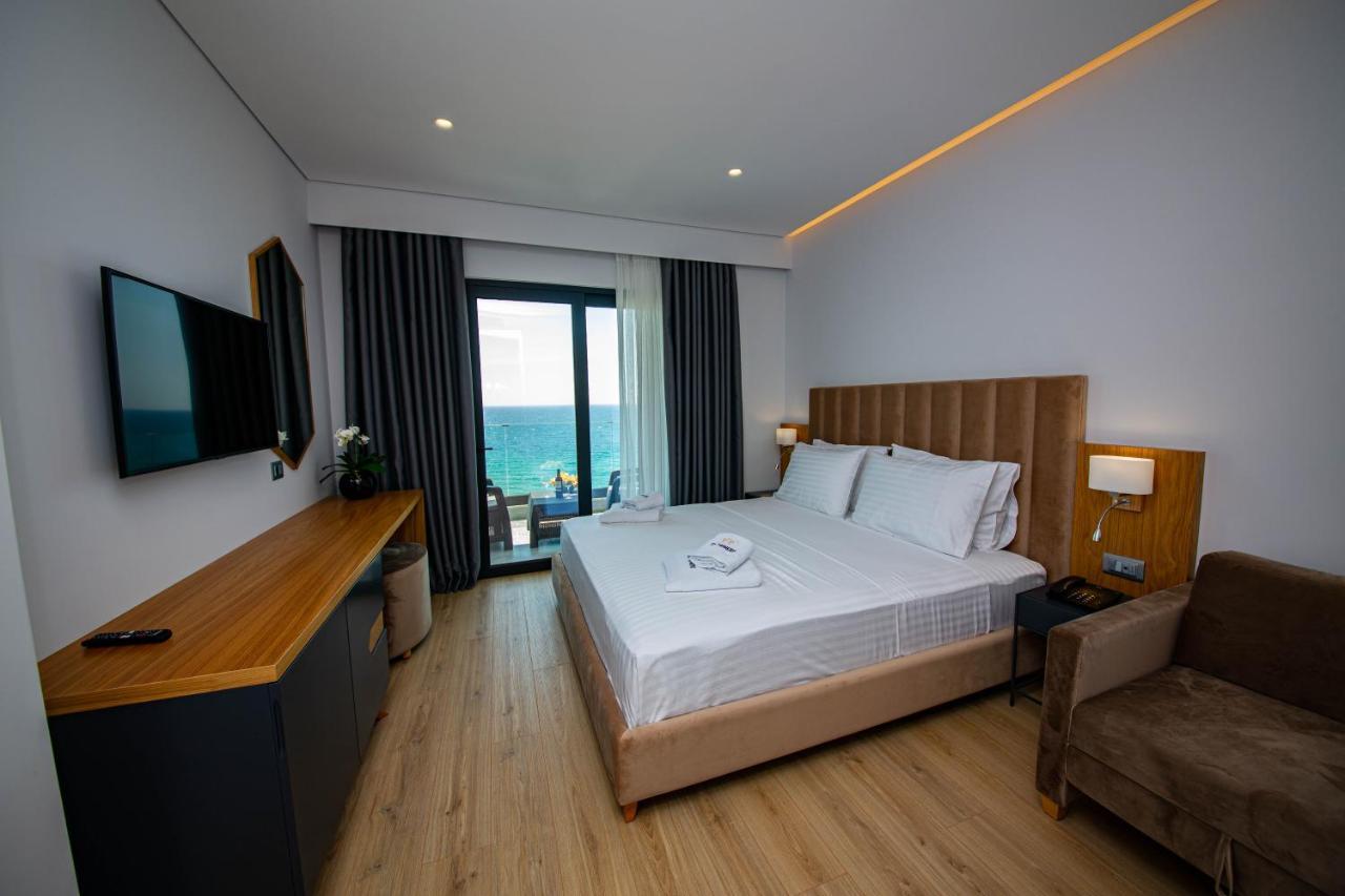 El Primero Hotel Саранде Екстериор снимка