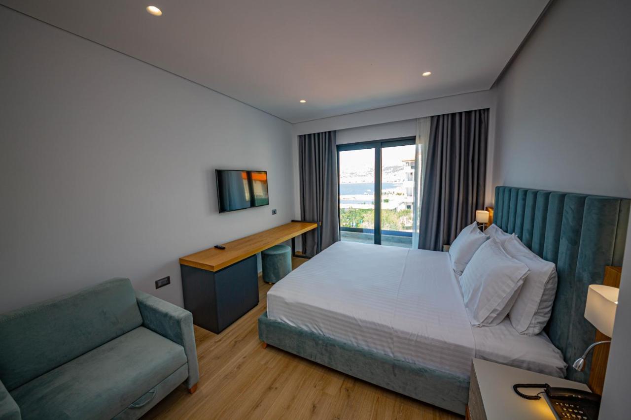 El Primero Hotel Саранде Екстериор снимка