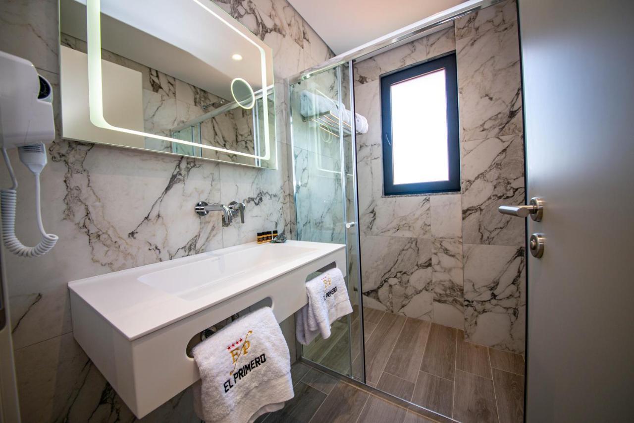 El Primero Hotel Саранде Екстериор снимка