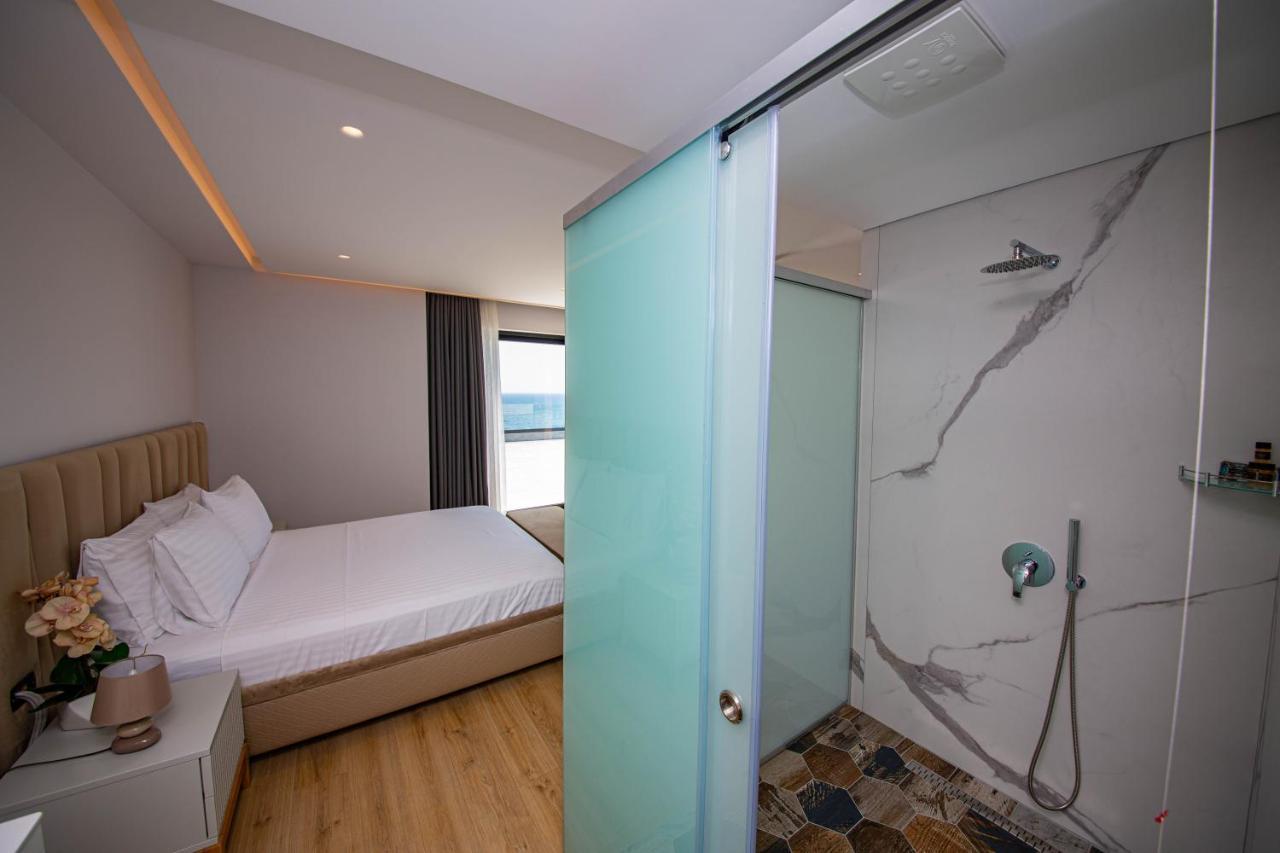 El Primero Hotel Саранде Екстериор снимка