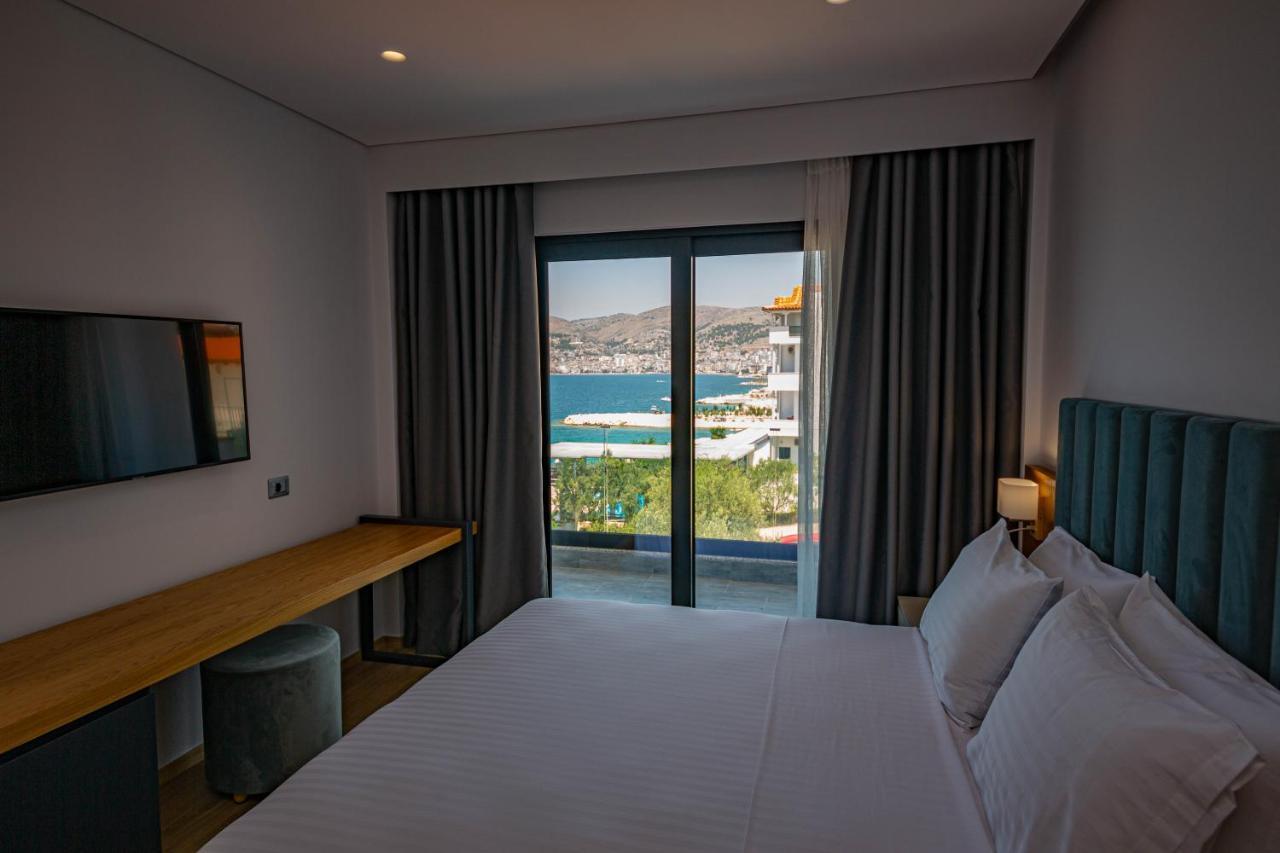 El Primero Hotel Саранде Екстериор снимка