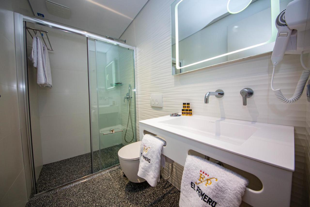 El Primero Hotel Саранде Екстериор снимка