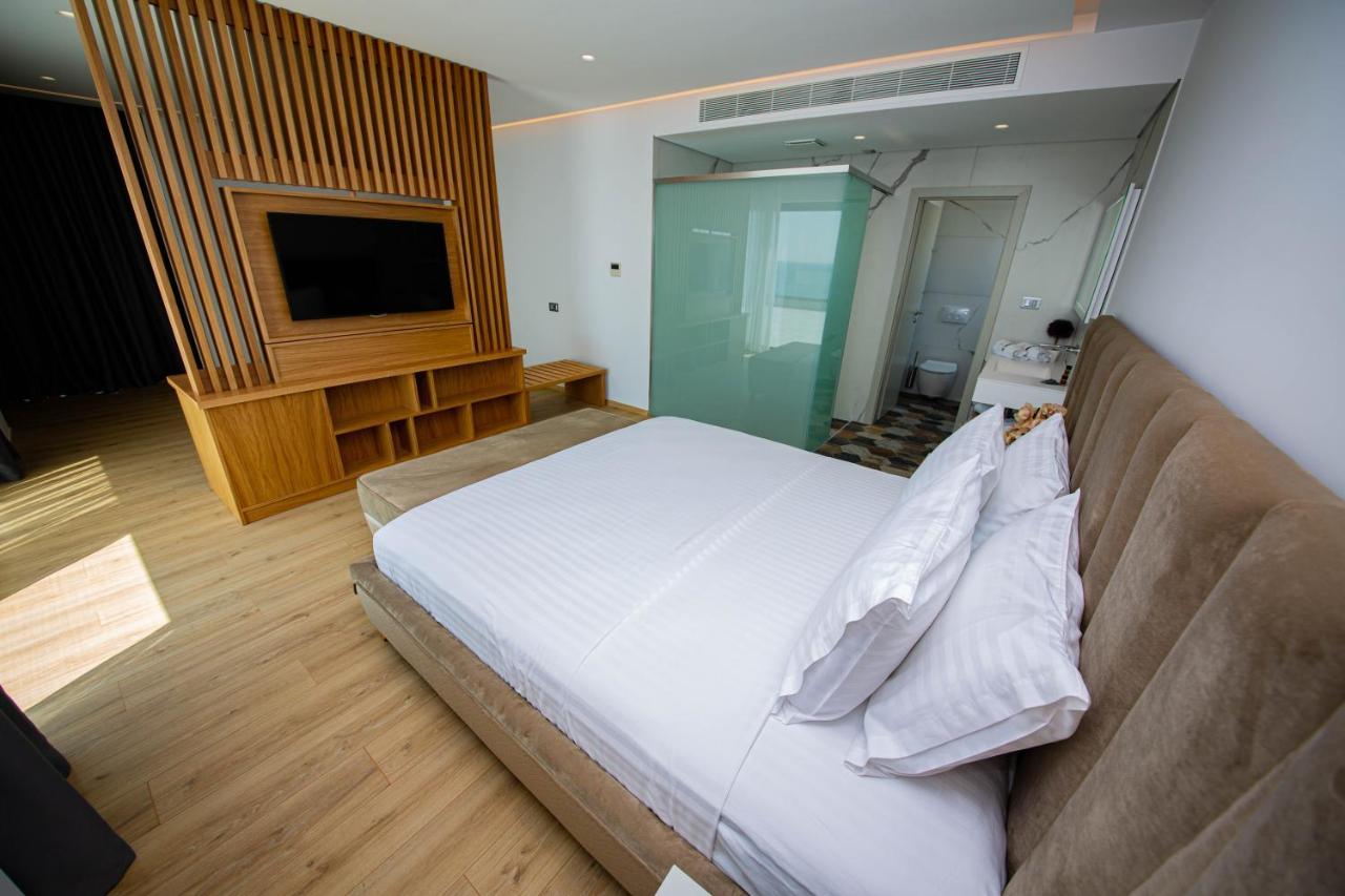 El Primero Hotel Саранде Екстериор снимка