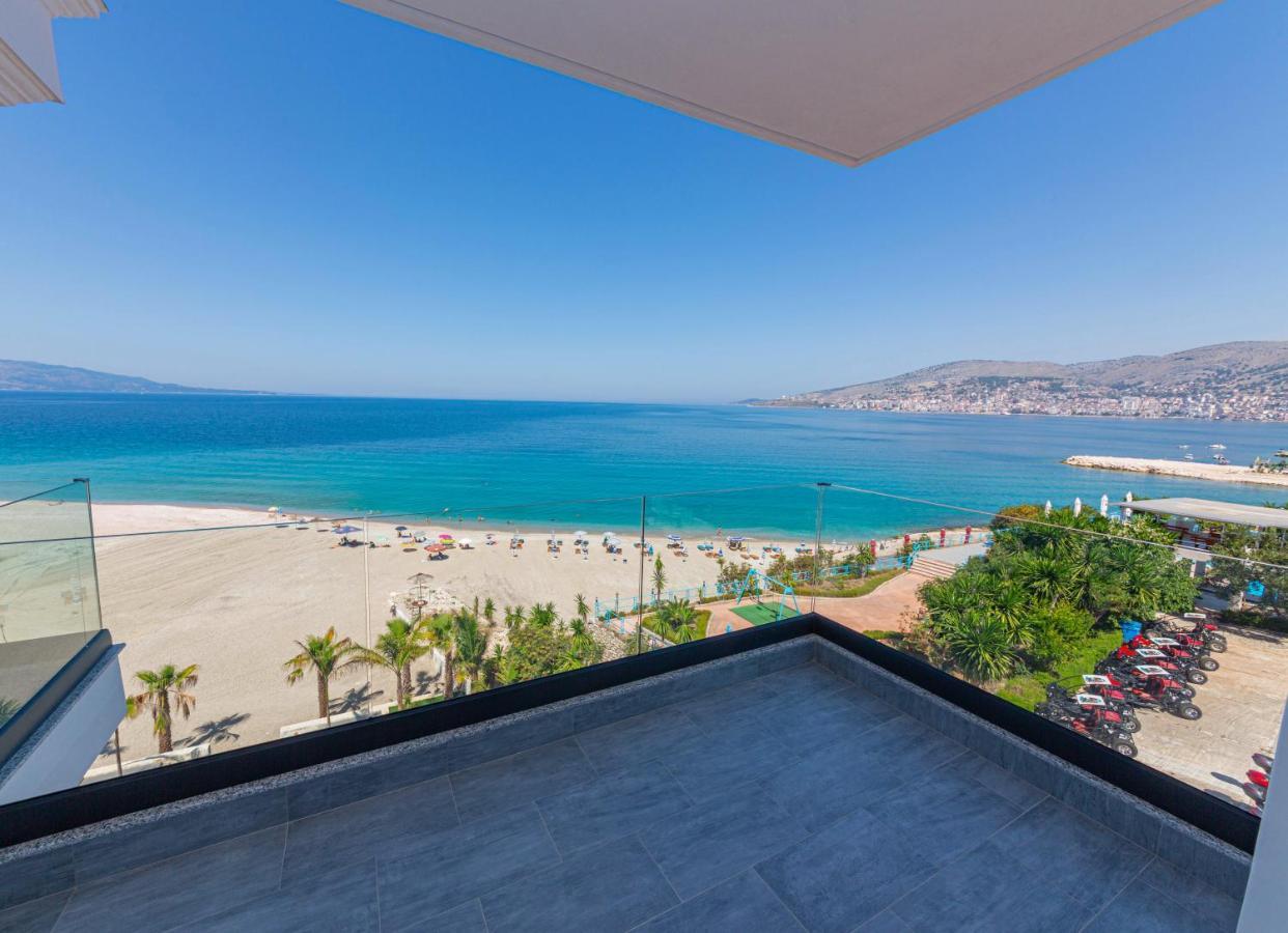 El Primero Hotel Саранде Екстериор снимка